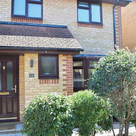 Beautiful 3 Bed Home In The Heart Of New Forest Hordle Kültér fotó