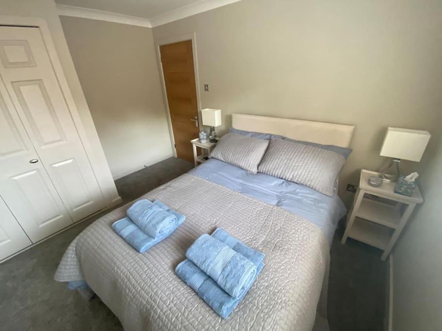 Beautiful 3 Bed Home In The Heart Of New Forest Hordle Kültér fotó