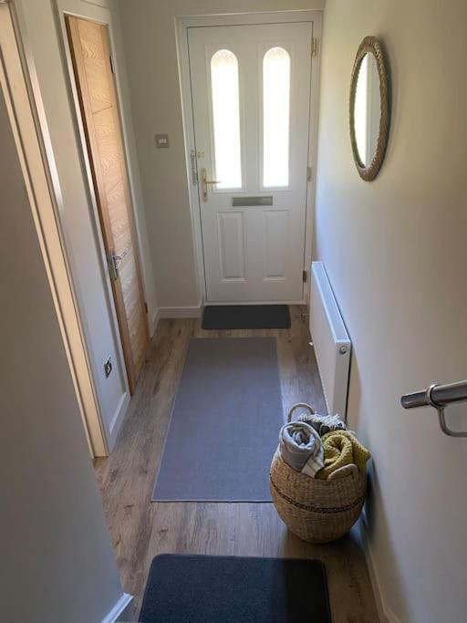 Beautiful 3 Bed Home In The Heart Of New Forest Hordle Kültér fotó